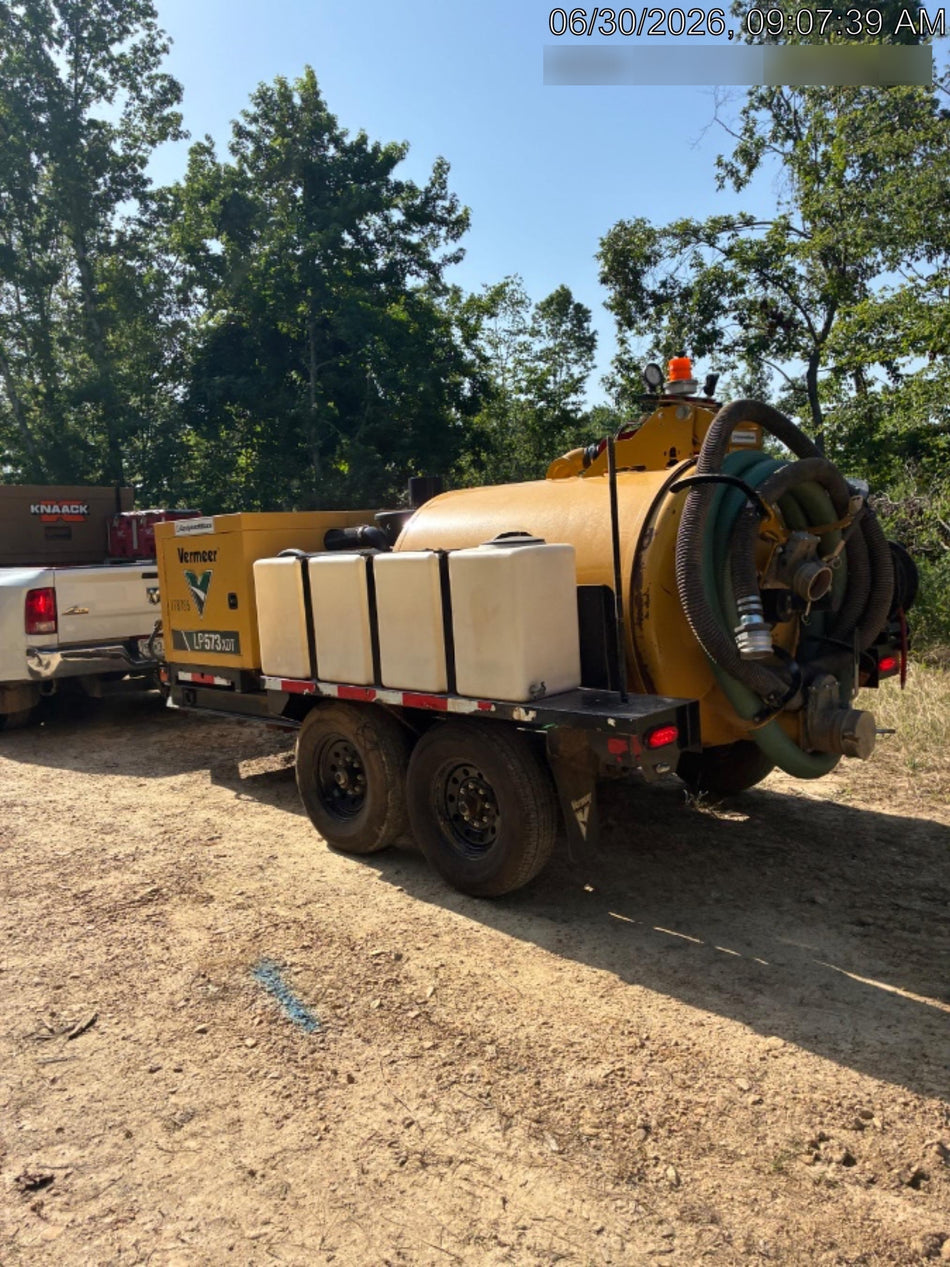 2021 VAC-TRON LP573XDT