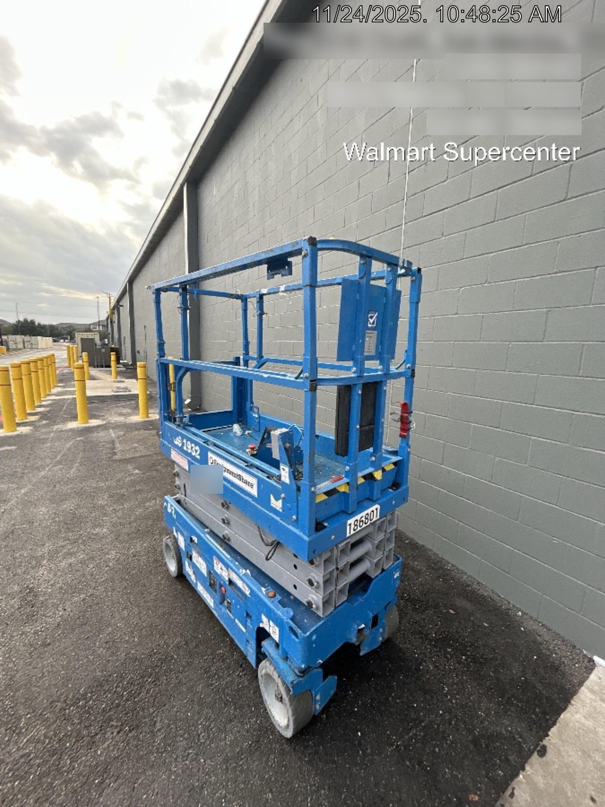 2021 GENIE GS-1932