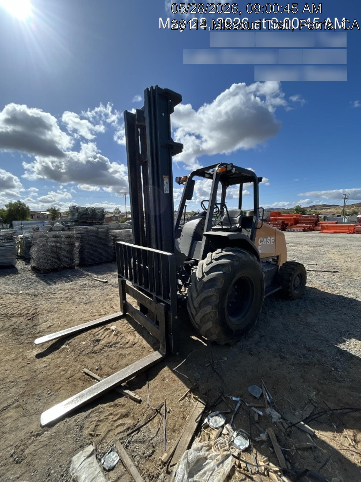2023 CASE 588H