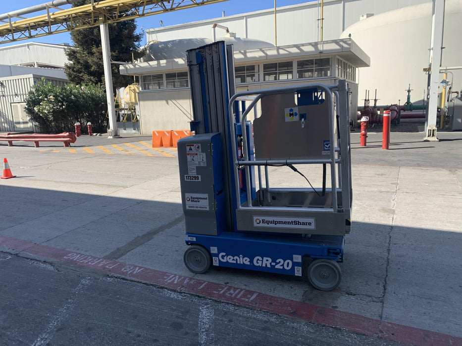 2021 GENIE GR-20