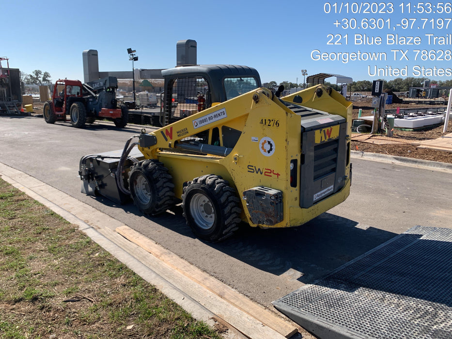 2021 PALADIN Sweepster SB72