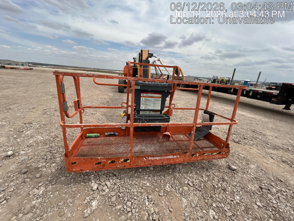 2023 JLG 860SJ