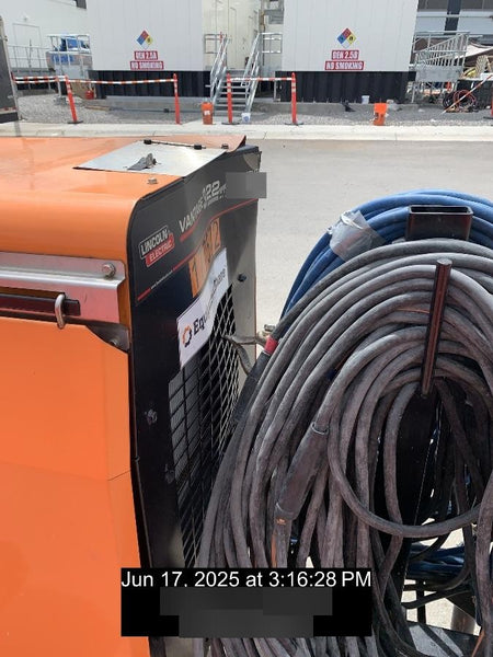 2021 Lincoln Electric Vantage 322 Vantage 322 Ready Pak 3 w/ Decals, ORANGE (includes trailer, cable rack, fender light kit) NO Telematics