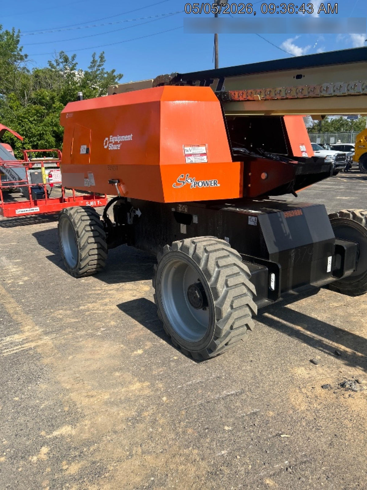 2025 JLG 660SJ