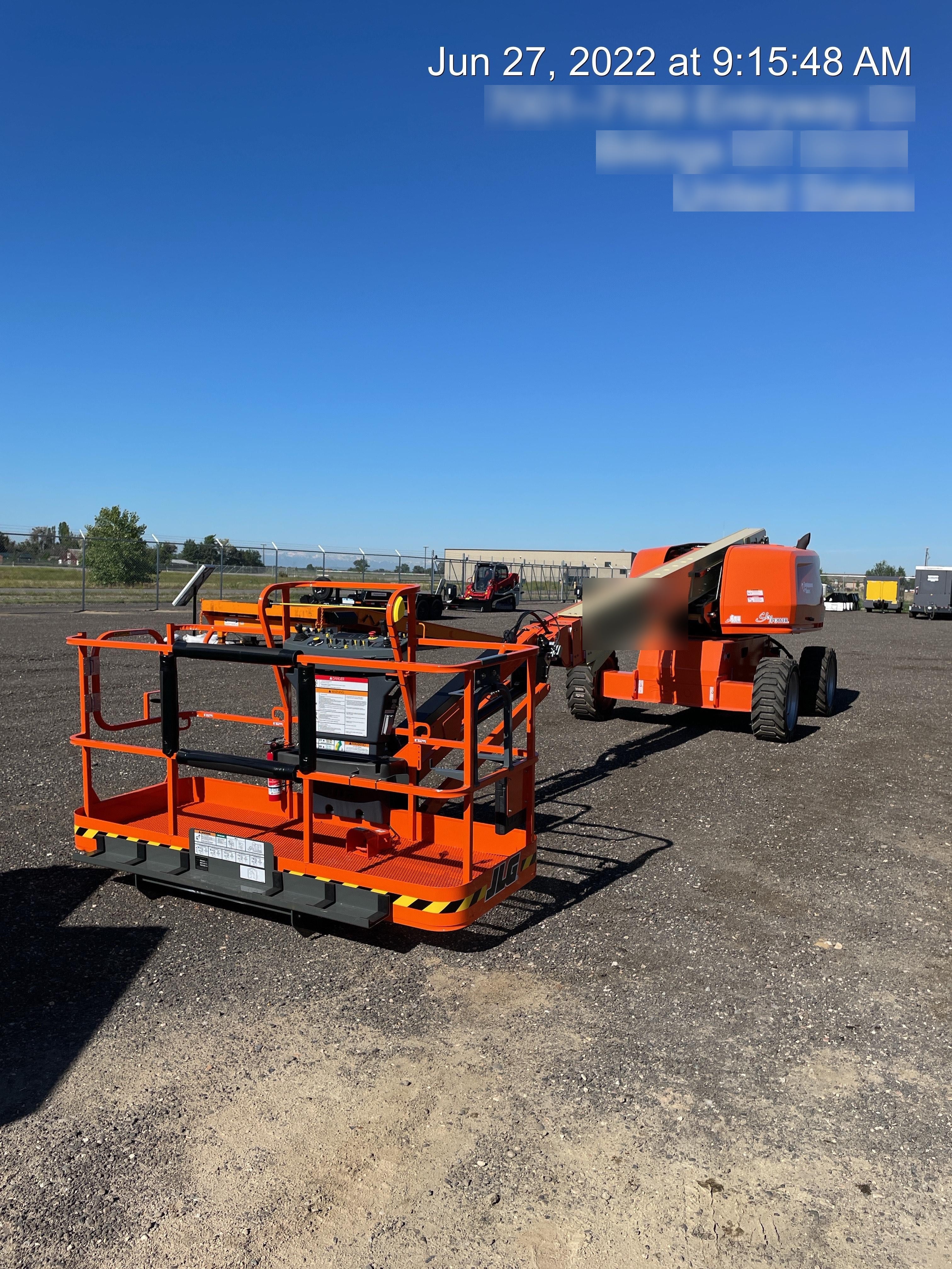 2022 JLG 660SJ