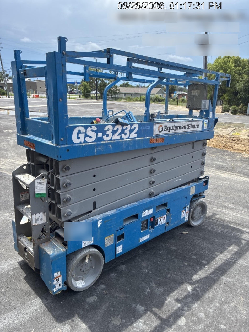 2022 GENIE GS-3232