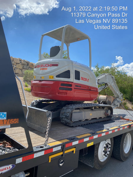 2022 TAKEUCHI TB235-2R