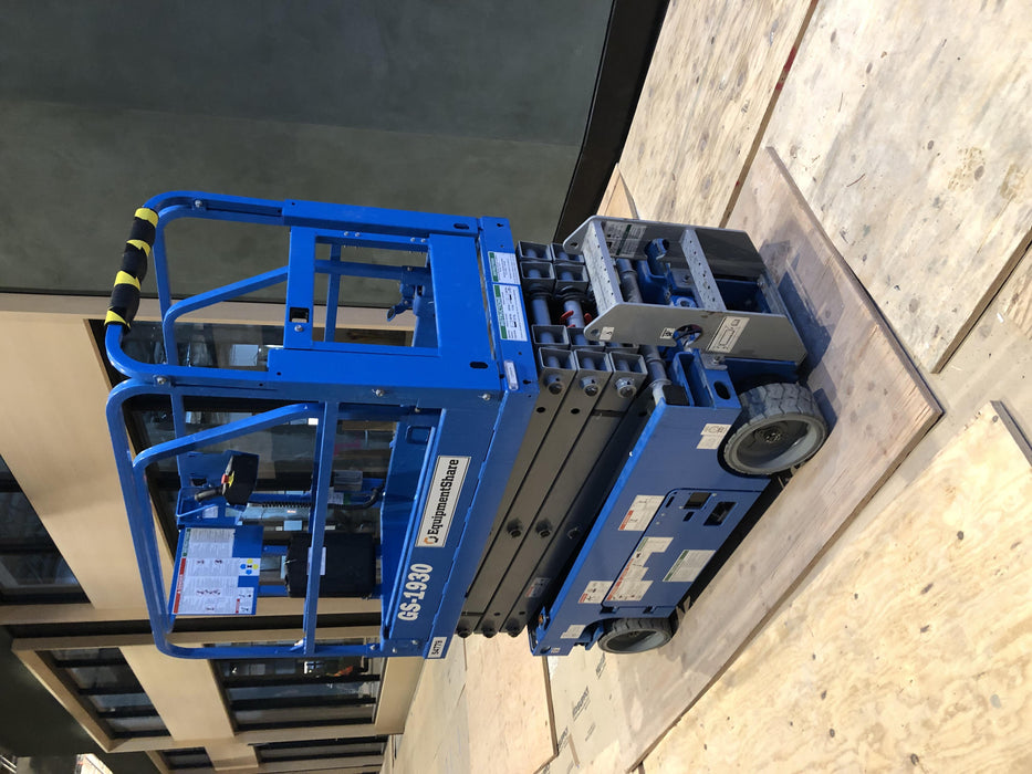 2019 Genie GS-1930 Half Height Swing Gate, 800W Inverter