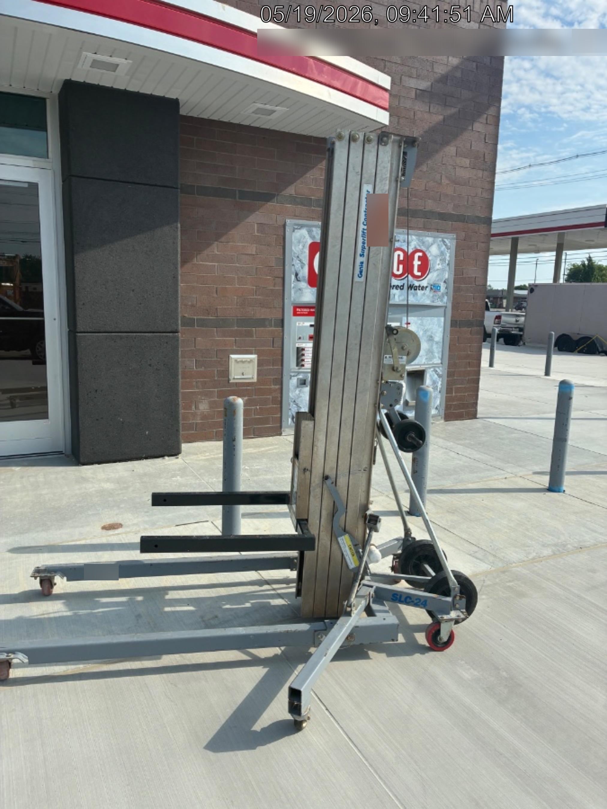 2019 GENIE SLC-24