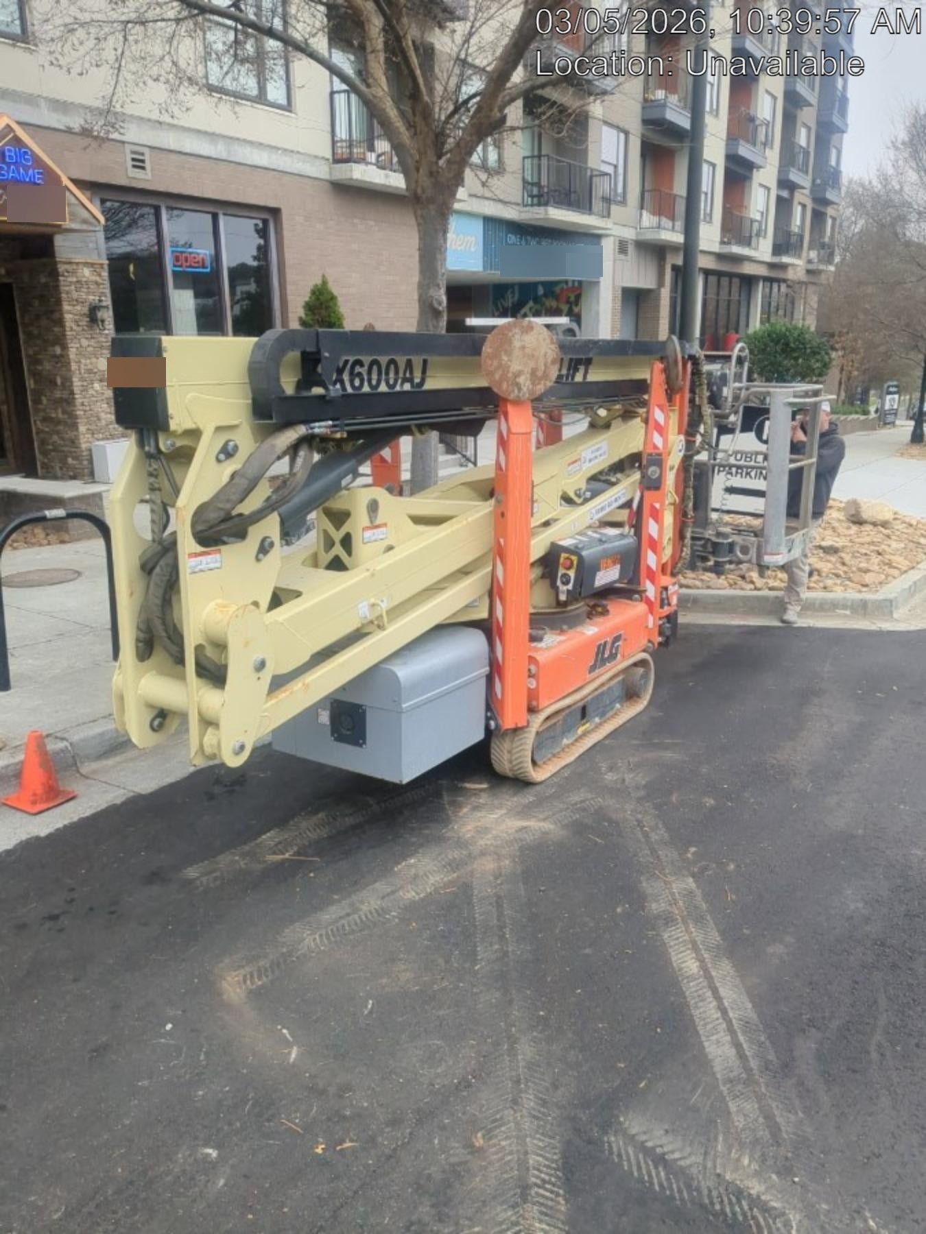2021 JLG X600AJ