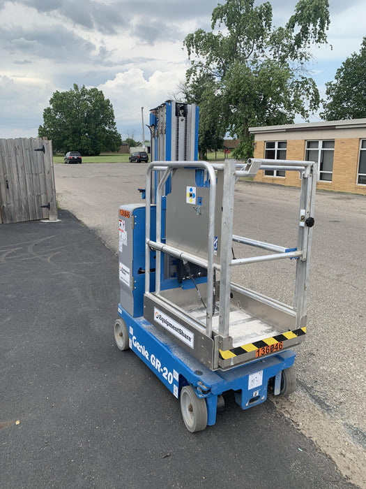 2021 GENIE GR-20