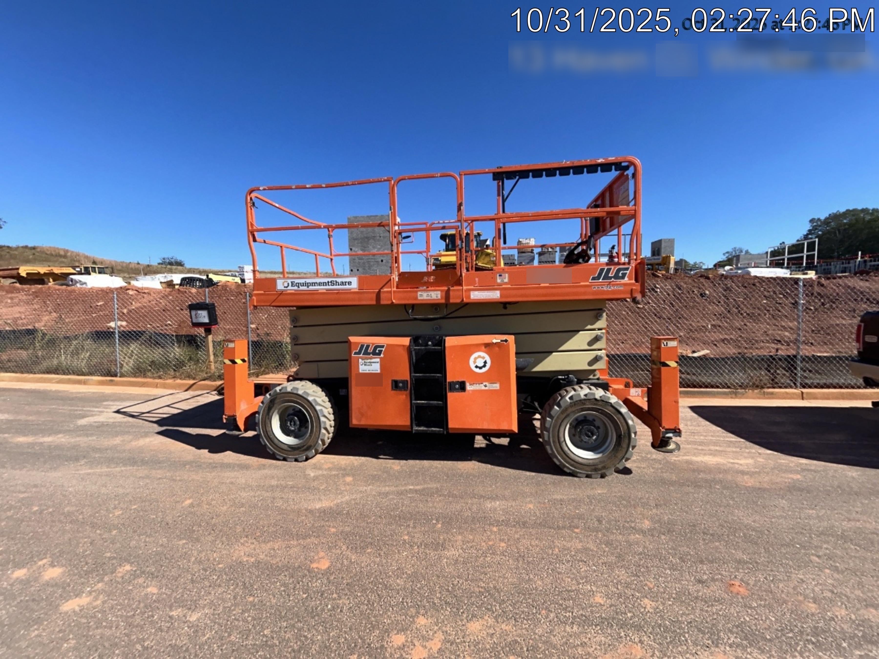 2019 JLG 430LRT