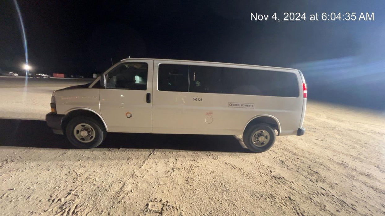 2023 CHEVROLET Express Van - Rental