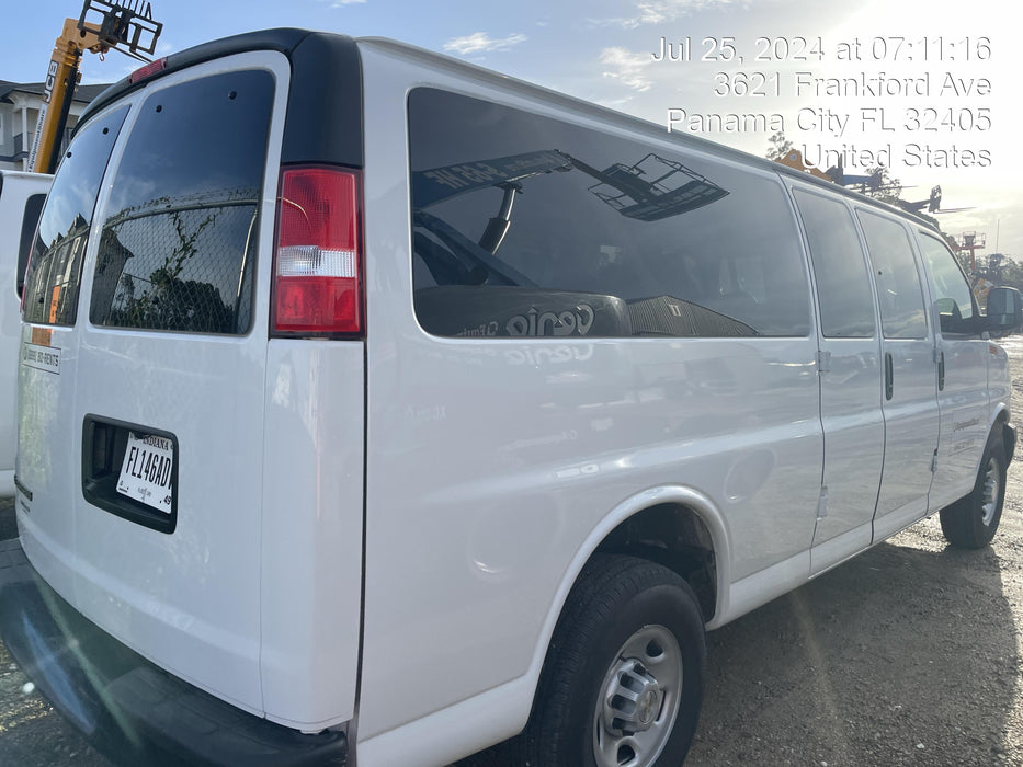 2023 CHEVROLET Express Van - Rental