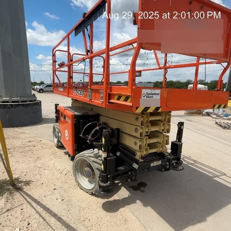 2022 JLG RT4069