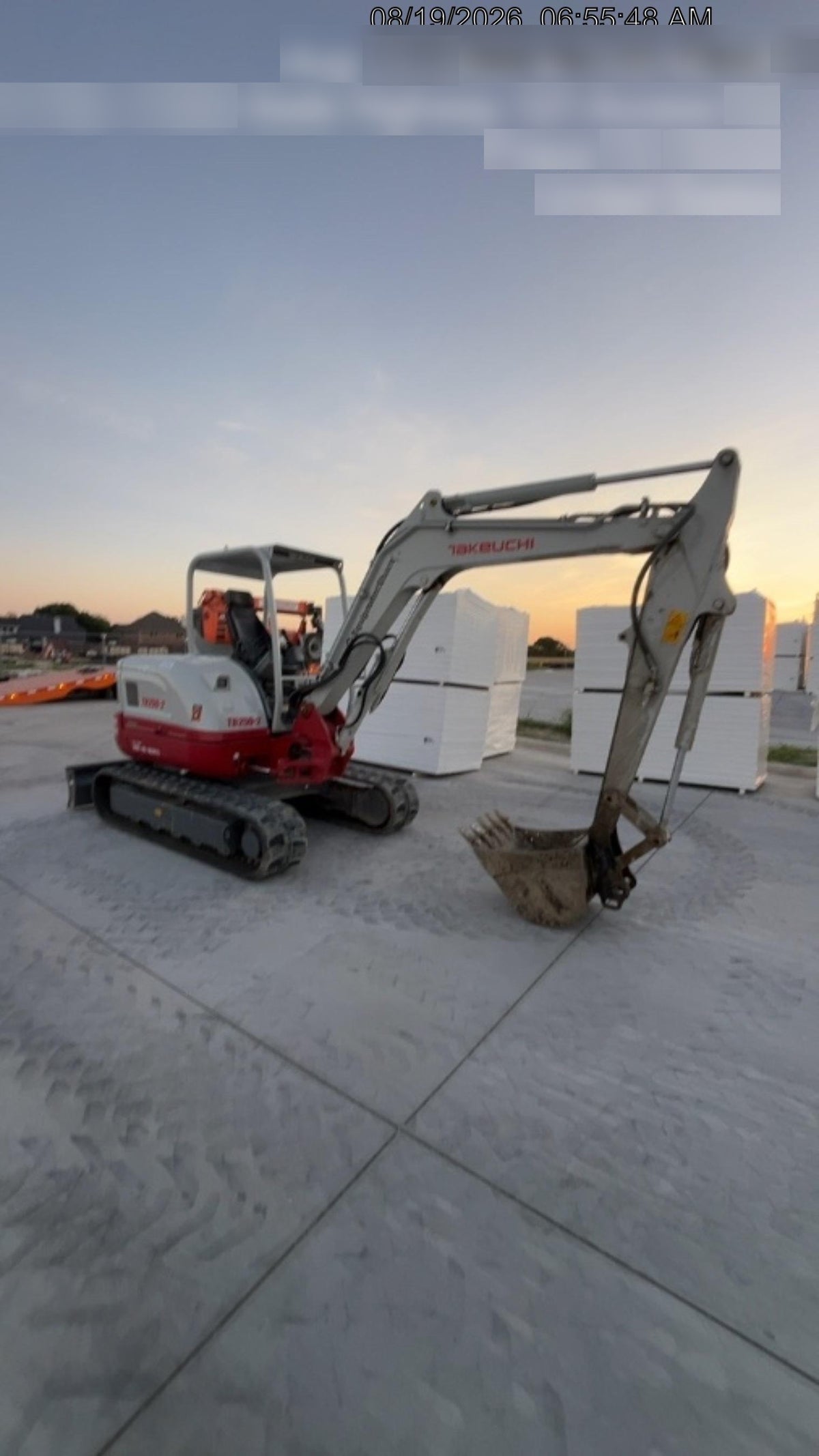 2025 TAKEUCHI TB250-2R