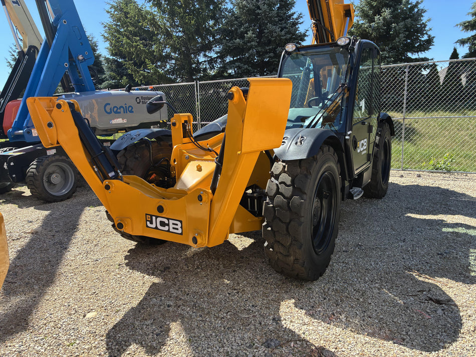 2026 JCB 512-56