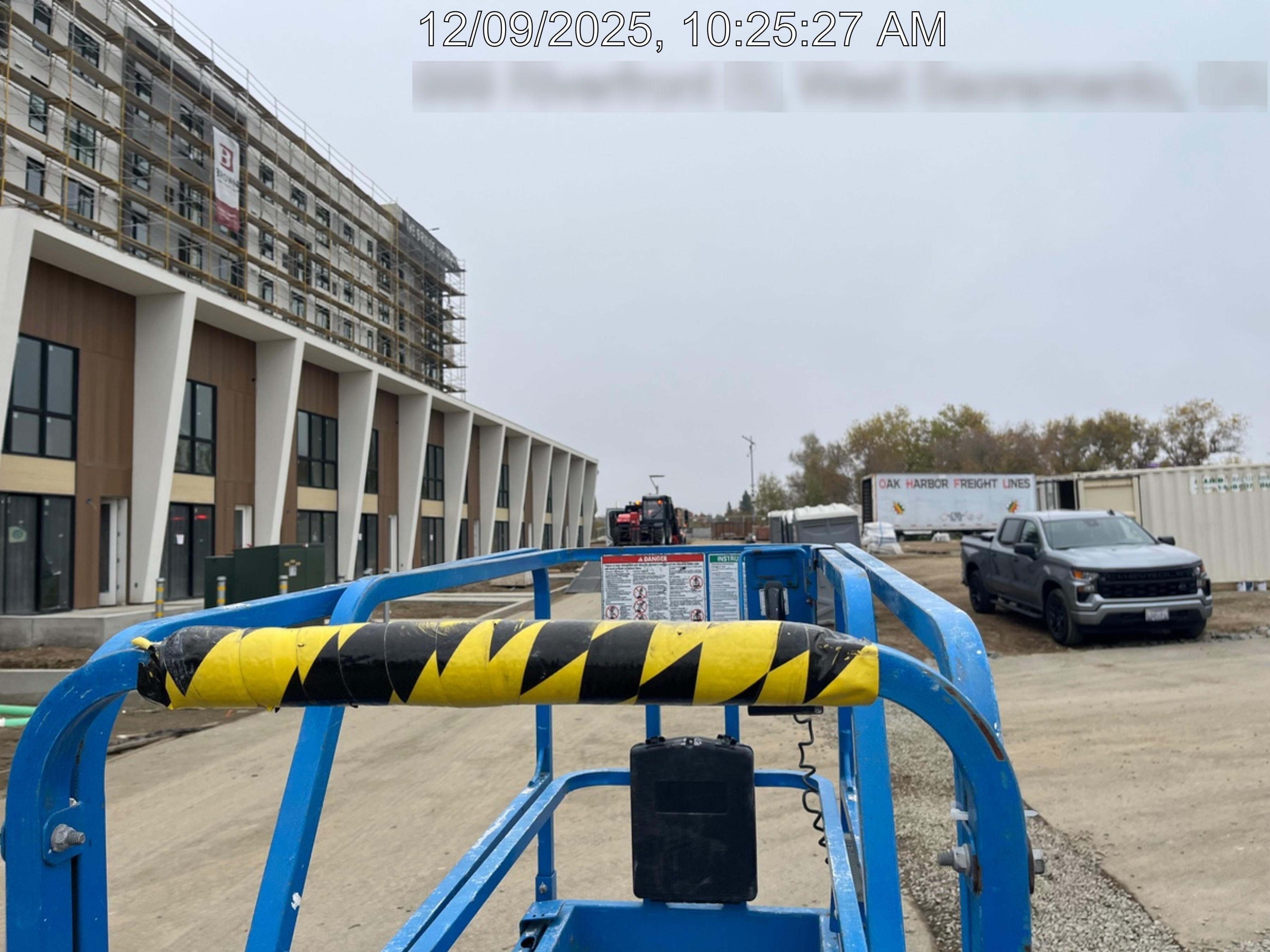 2019 Genie GS-1930 Half Height Swing Gate, 800W Inverter