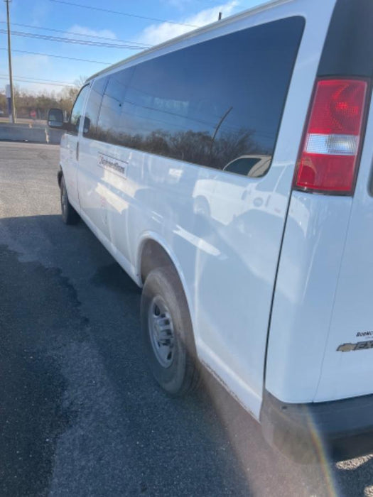 2023 CHEVROLET Express Van - Rental