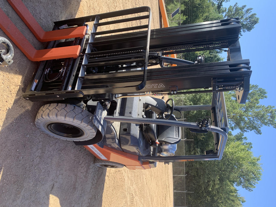 2022 TOYOTA 50-8FGU25