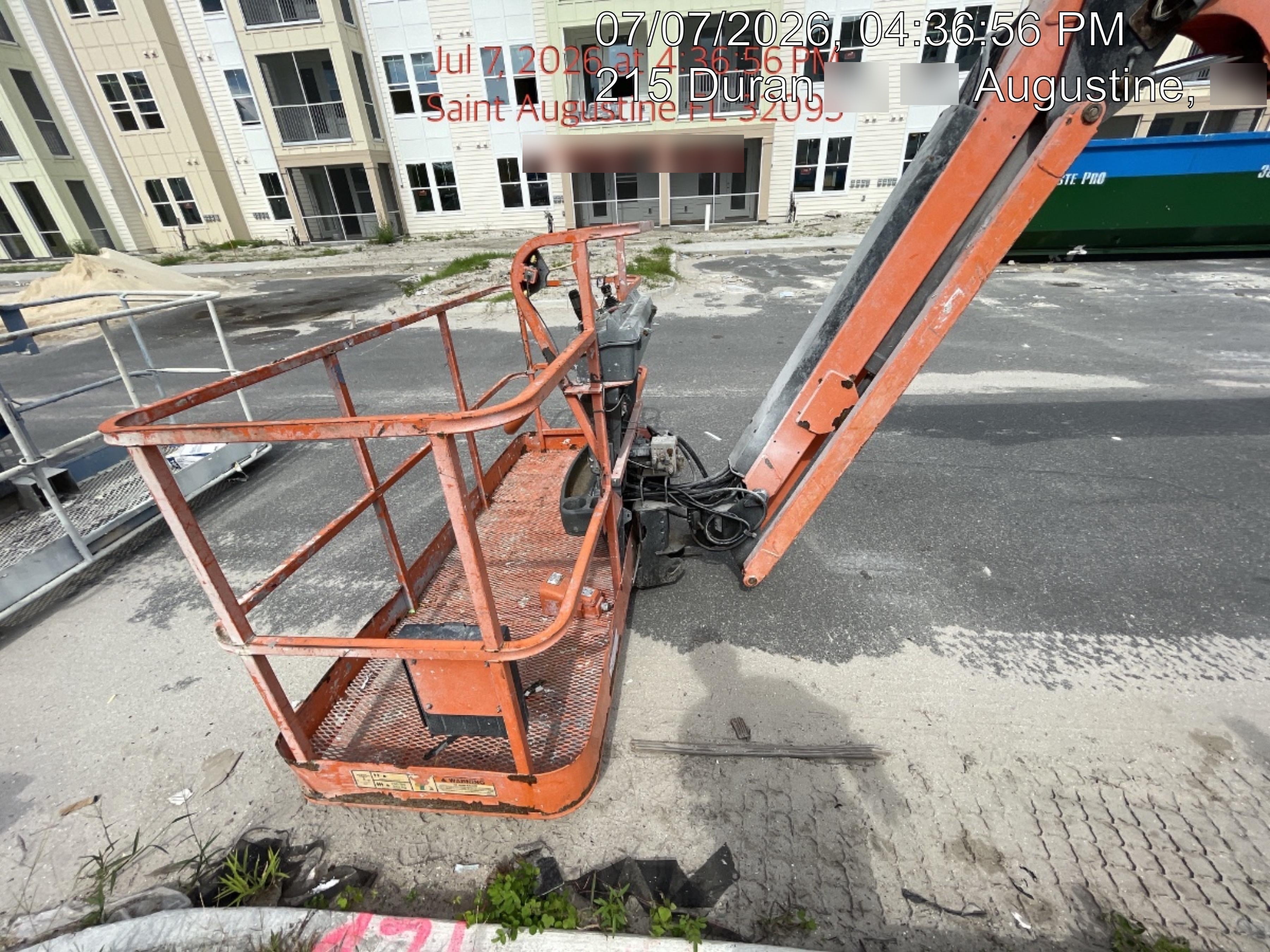 2019 JLG 660SJ