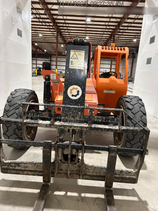 2020 Skytrak 8042 74 Hp, FF Tires, Work Lights, Beacon, Aux Hydraulics, Back up Alarm, Lifting Eye, ES Decals