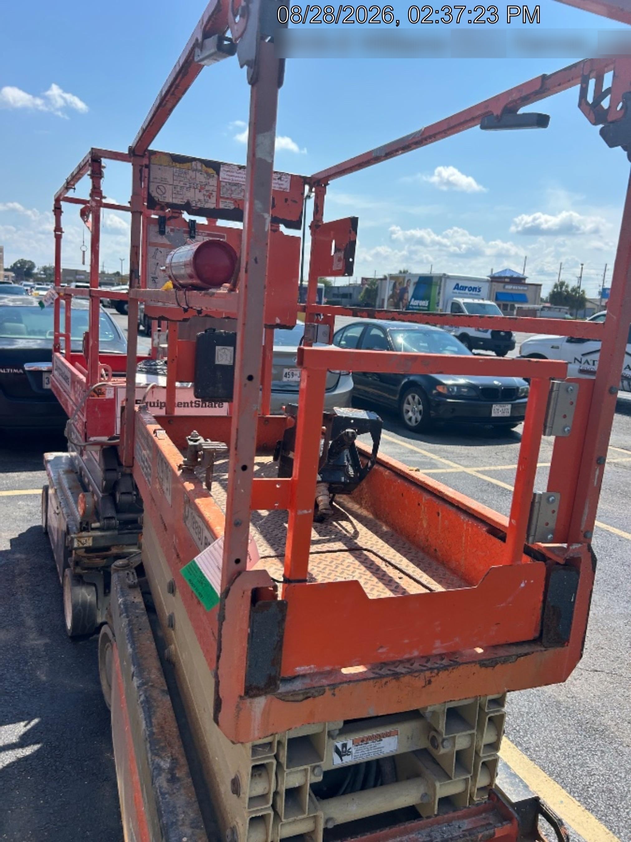 2022 JLG ES1932