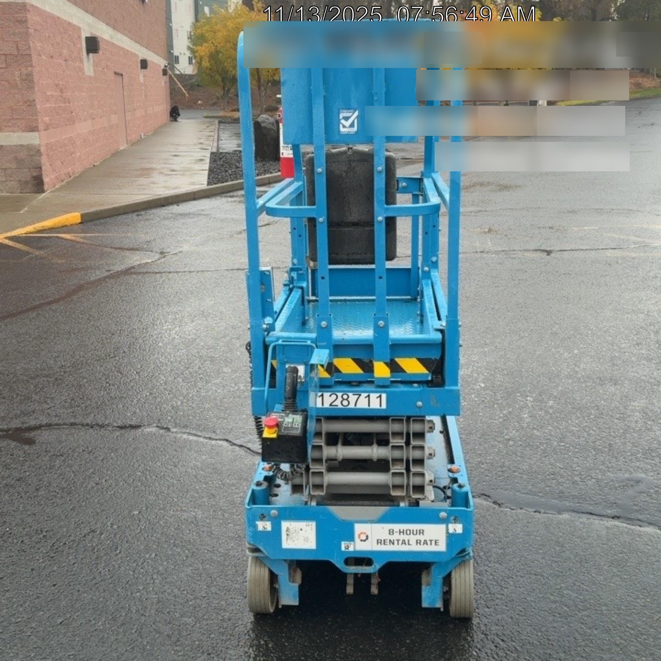 2021 GENIE GS-1330m
