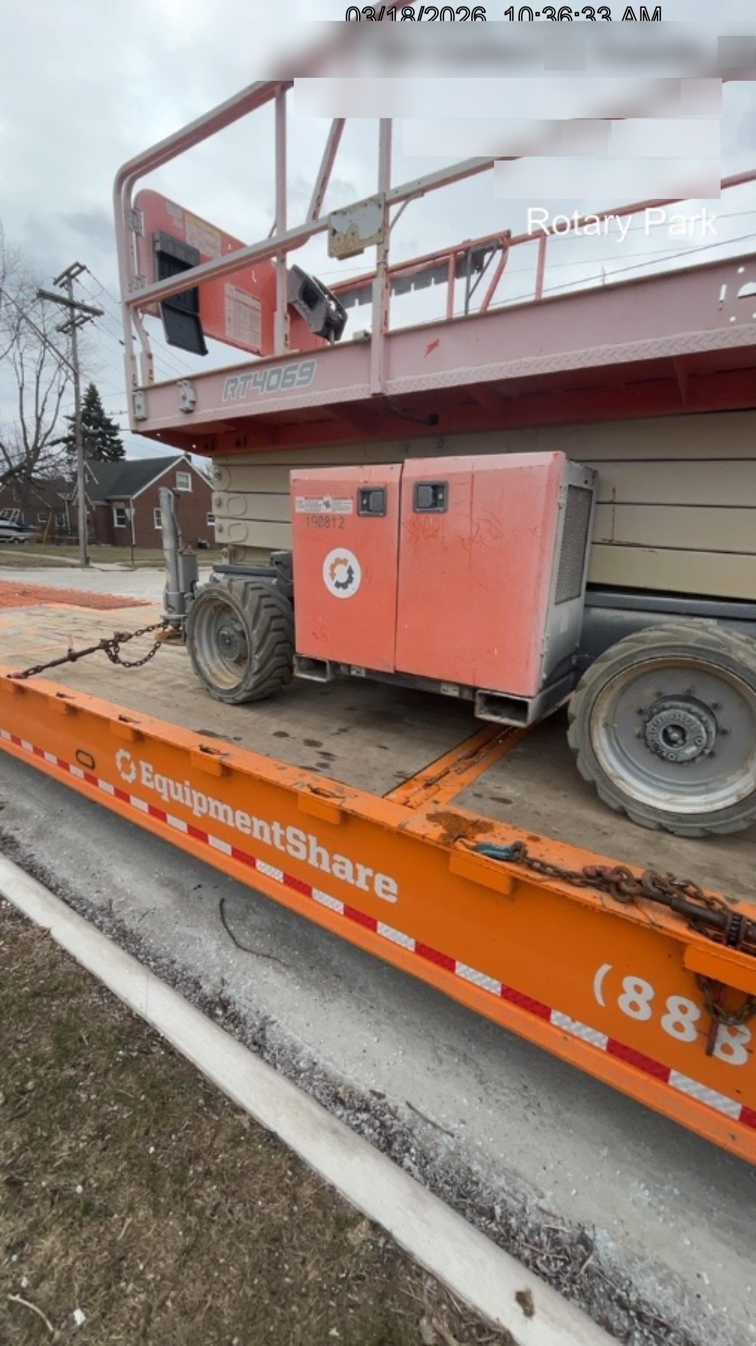 2021 JLG RT4069