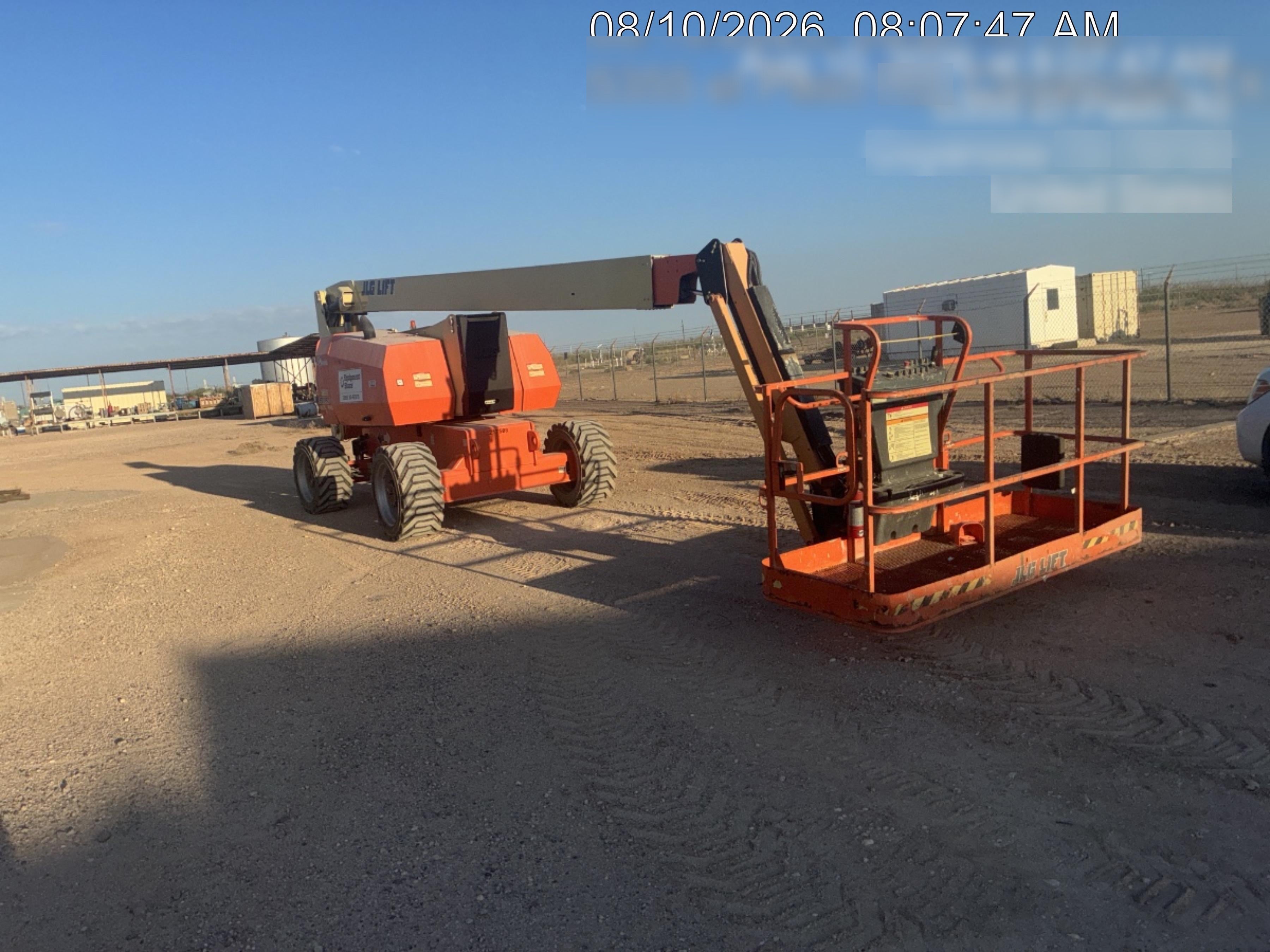 2022 JLG 800AJ