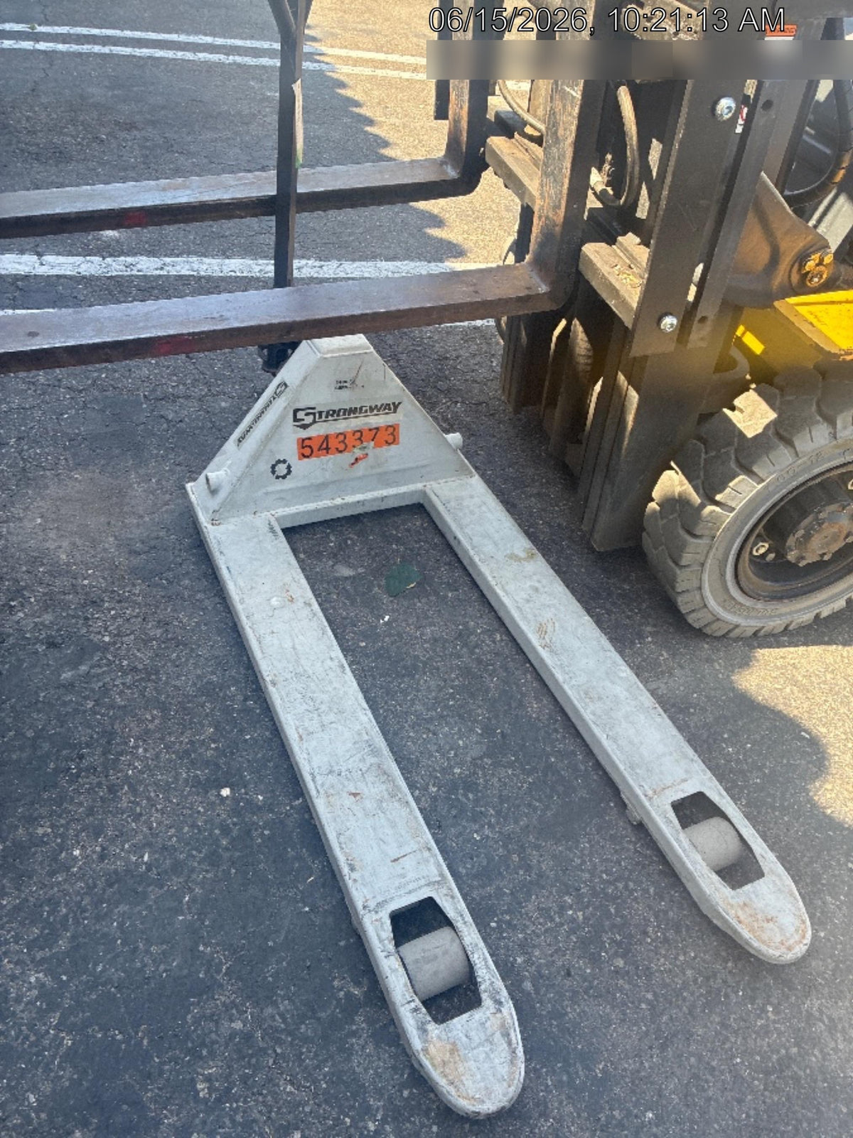 2025 STRONGWAY 4400 lb Pallet Jack