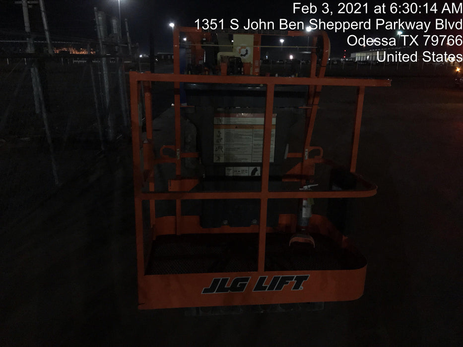 2019 JLG E300AJP