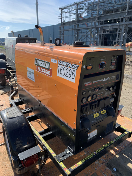 2021 Lincoln Electric Vantage 322 Vantage 322 Ready Pak 3 w/ Decals, ORANGE (includes trailer, cable rack, fender light kit) NO Telematics