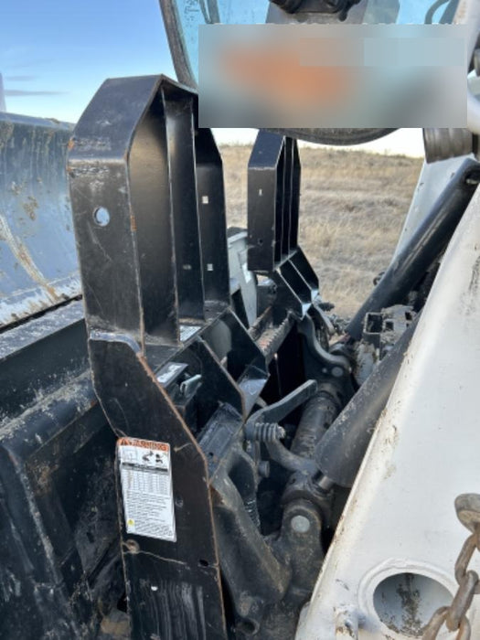 2022 TAKEUCHI 48" Pallet Forks - Takeuchi