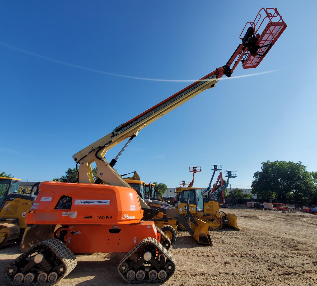 2021 JLG 660SJ Quad Track