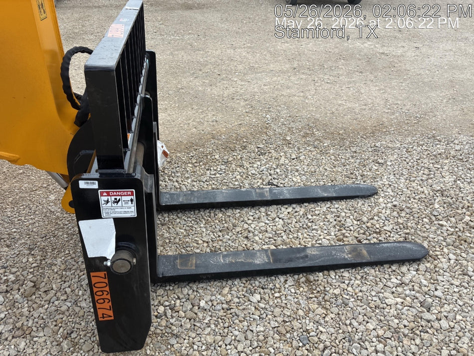2026 JCB 400/F7377
