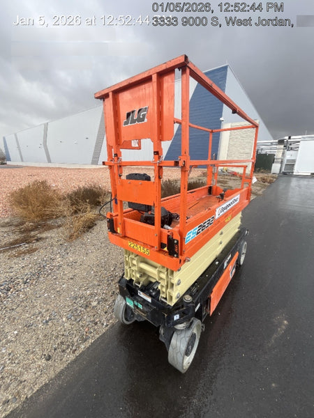 2022 JLG ES2632