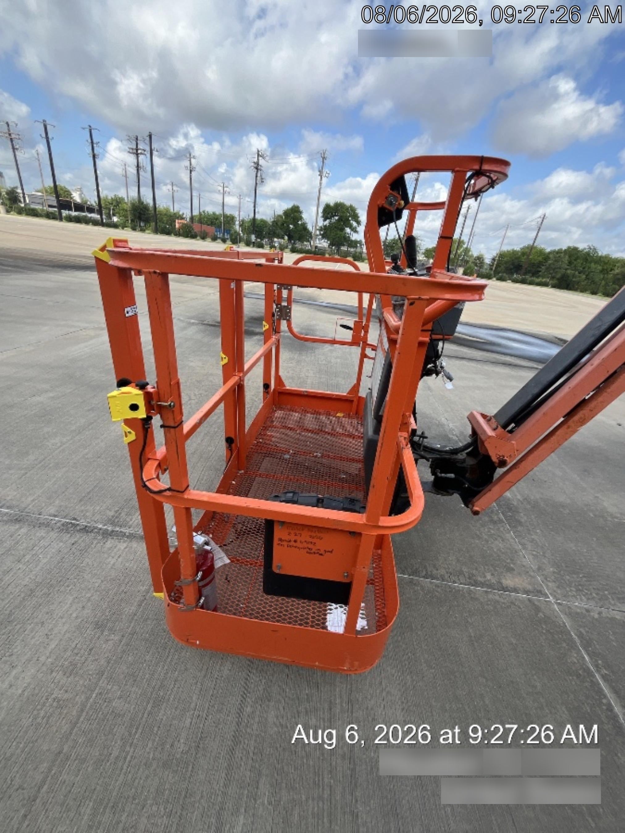 2019 JLG 450AJ