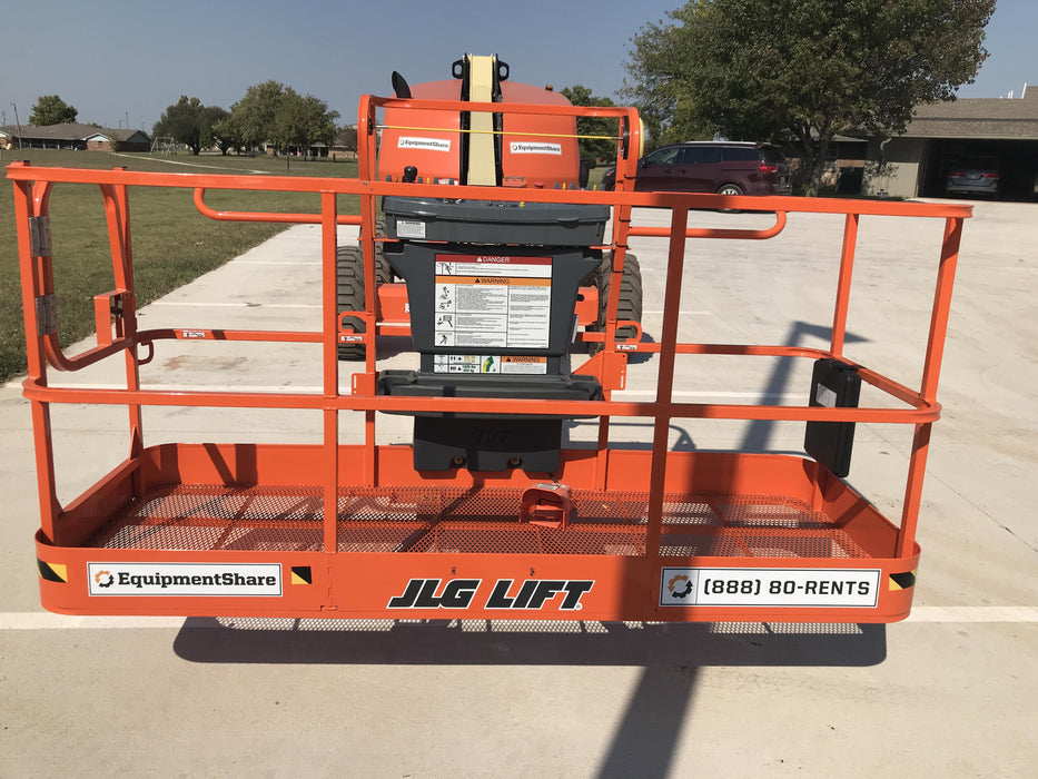 2020 JLG 400S
