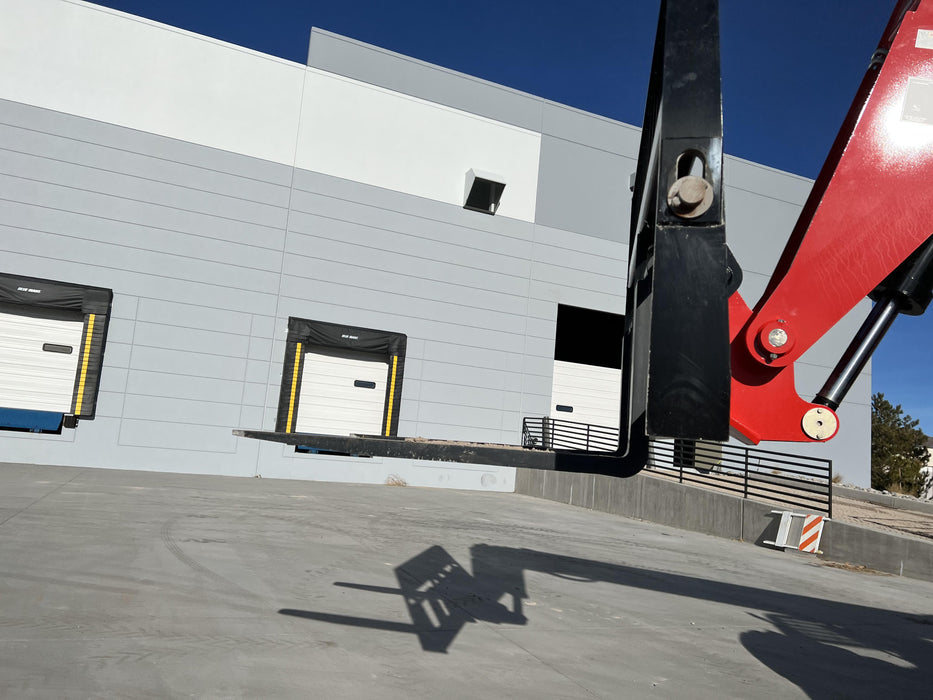 2021 MANITOU MTA8044