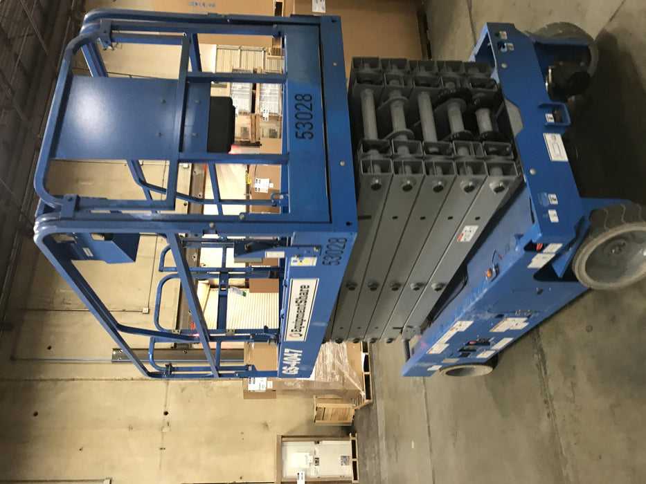 2019 Genie GS-4047 Folding rails with half height swing gate