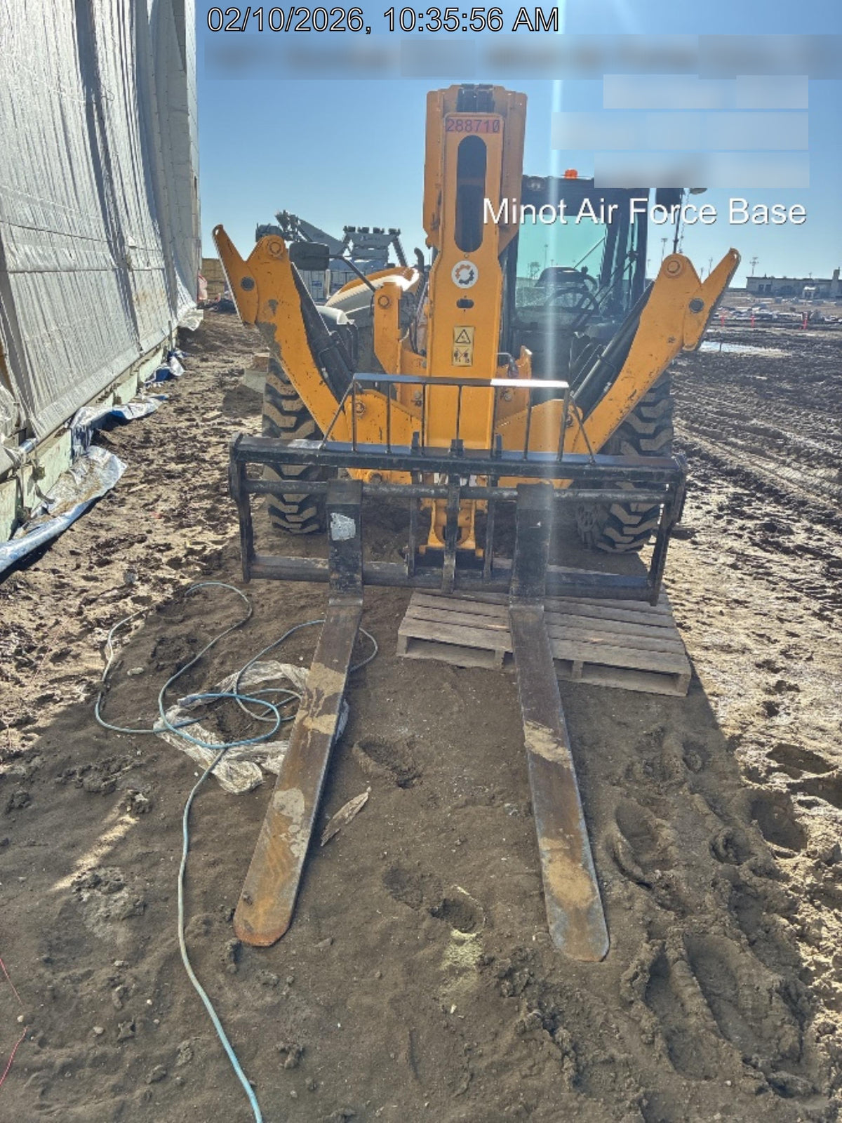 2023 JCB 512-56