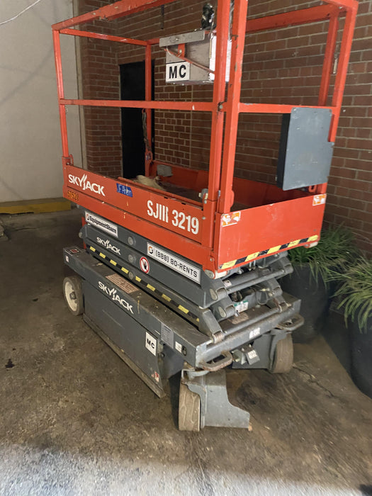 2016 Skyjack SJIII-3219 Standard Rental Specs