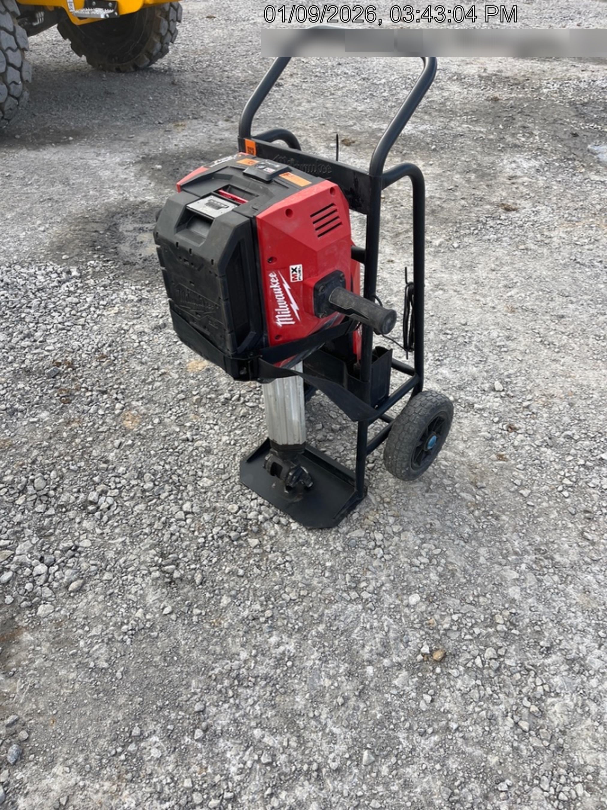 2022 MILWAUKEE MXF368-1XC
