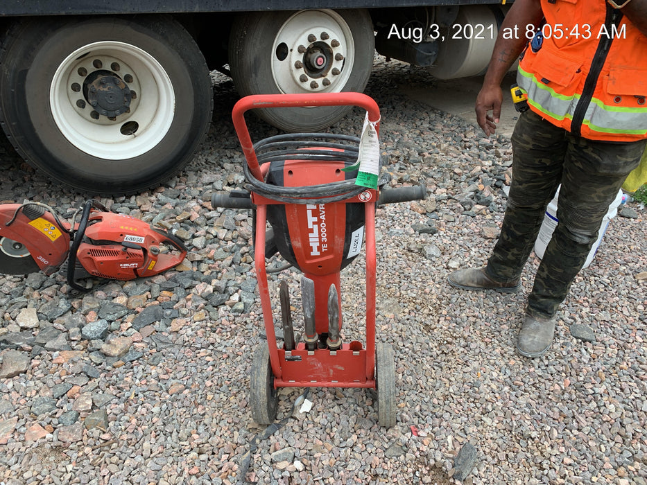 2020 HILTI TE 3000-AVR
