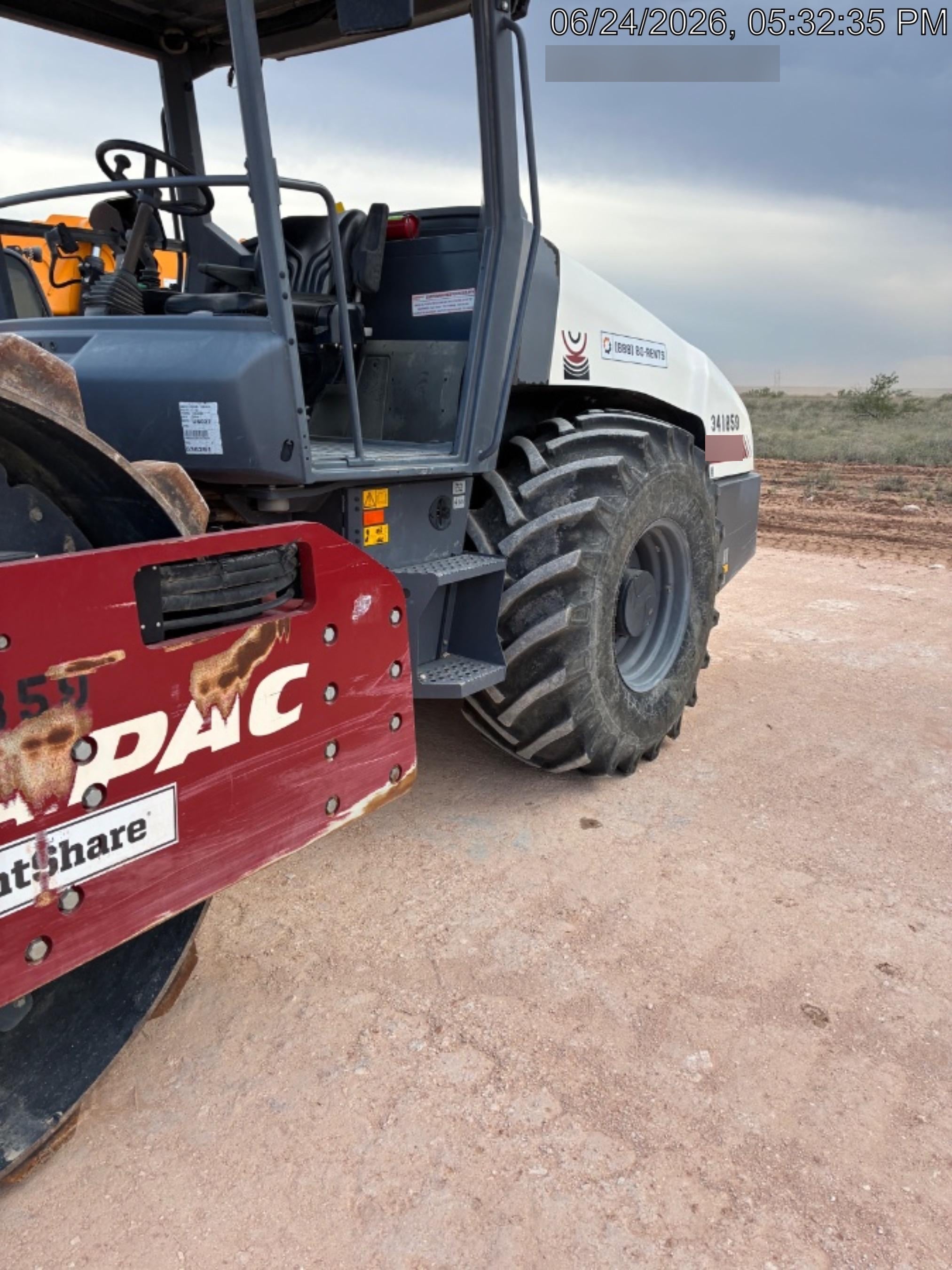2023 DYNAPAC CA2500PD