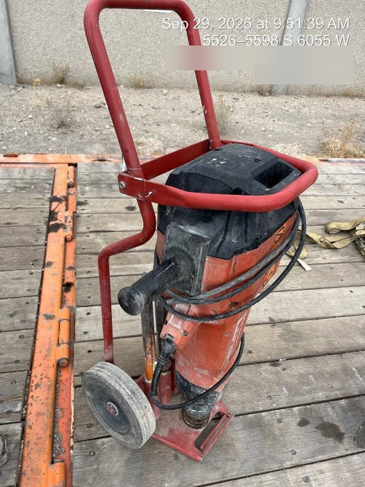 2023 HILTI TE 3000-AVR