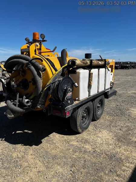 2022 VAC-TRON LP573XDT