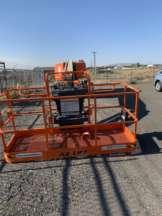 2020 JLG 660SJ