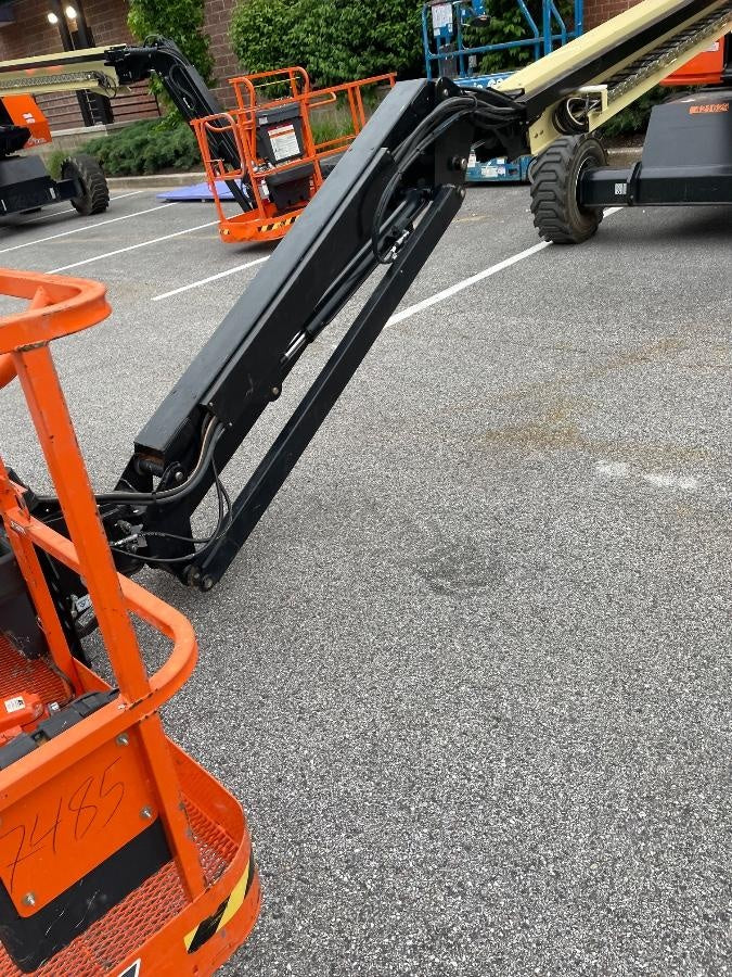 2024 JLG 460SJ